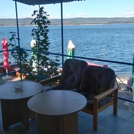 White Village Park Iskar Lake Pasarel